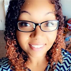 Meet your Posher, Lyesha